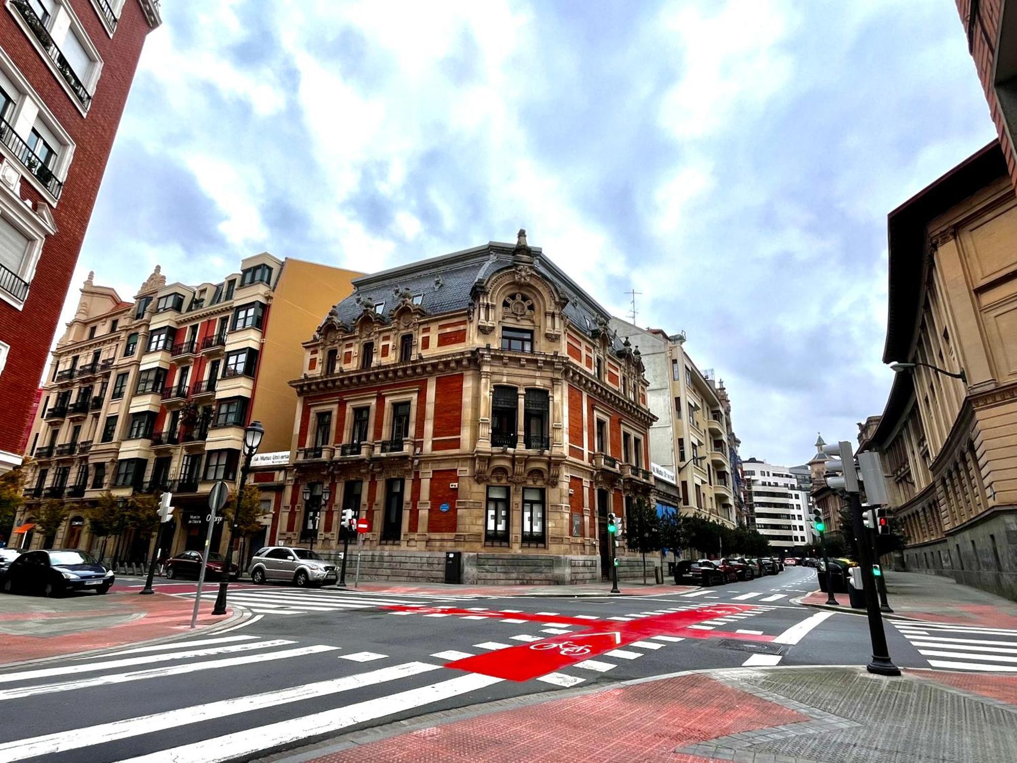 Piso En El Centro De Bilbao, Frente A La Alhondiga公寓 外观 照片